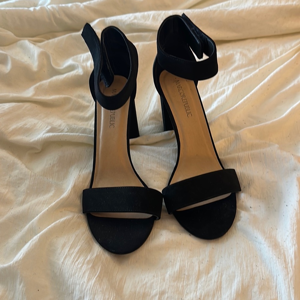 block heel pumps